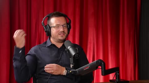 Simon Dixon - Global Elite Plans EXPOSED & civil unrest is no1 enemy of the West