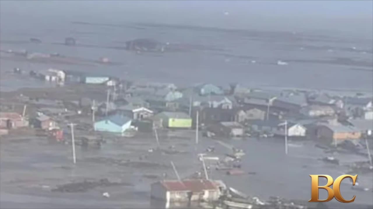 Major Alaska storm damage could displace thousands for 18 months, governor warns