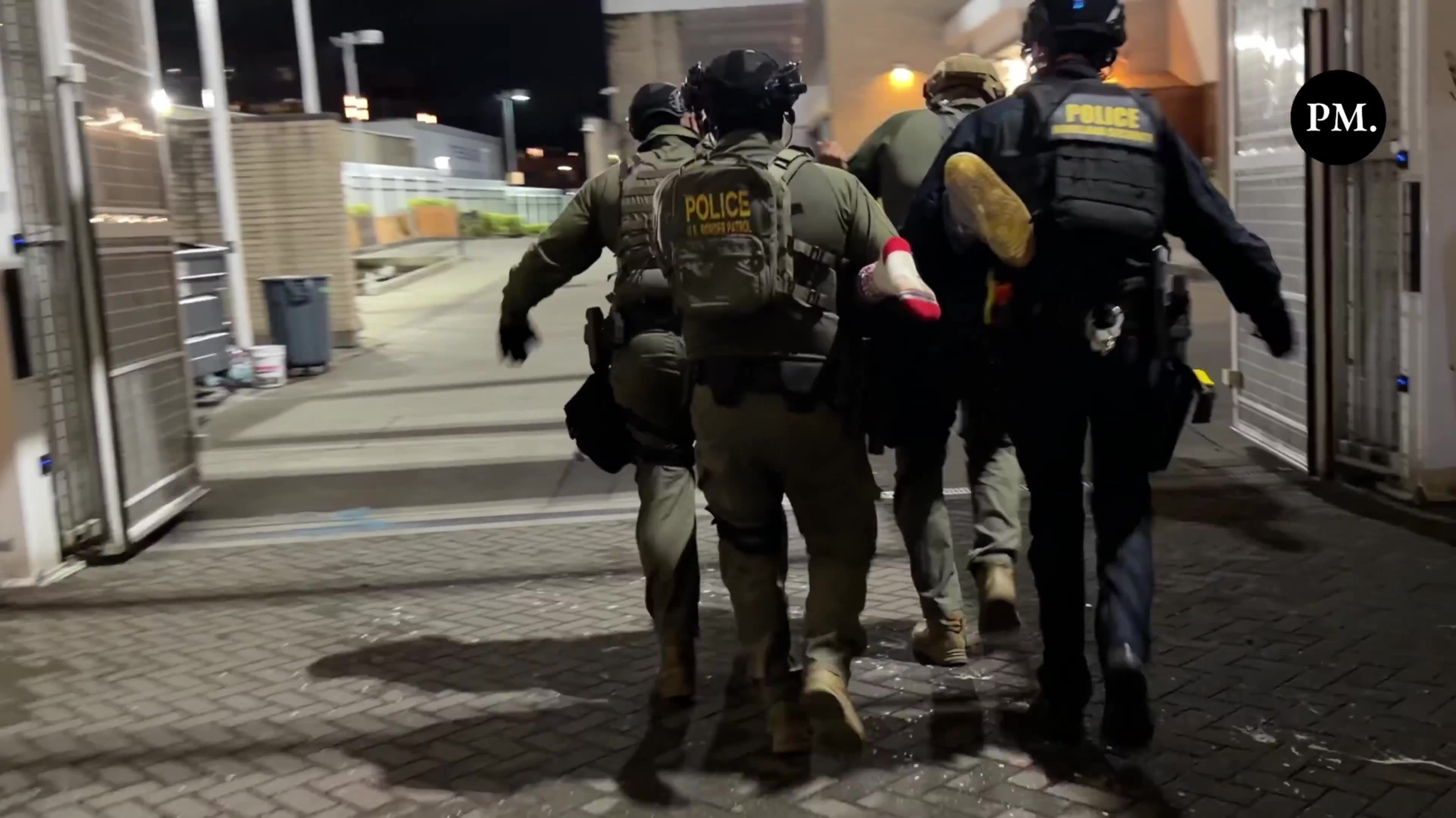 Federal police arrest another Antifa agitator outside the ICE facility in Portland, carry