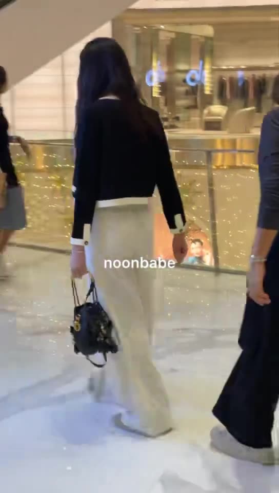 #BlankTheSeries #Orm #LingLing #Entertainment #funny #comedy #viral #Shorts #Trend