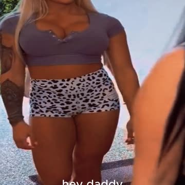 hey daddy hot daughter