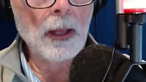 🎸 Gene Simmons vs. Congress: Will Radio Survive? 📻💥