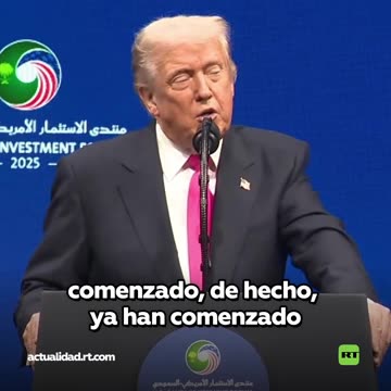 Trump: "Acabamos de estrenar un nuevo avión, el F-47"
