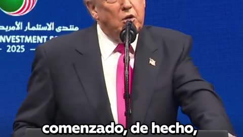 Trump: "Acabamos de estrenar un nuevo avión, el F-47"