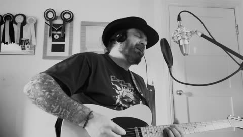 Old Town Road Remix looper Antics Lil Nas X Billy Ray Cyrus Fender Telecaster Modified