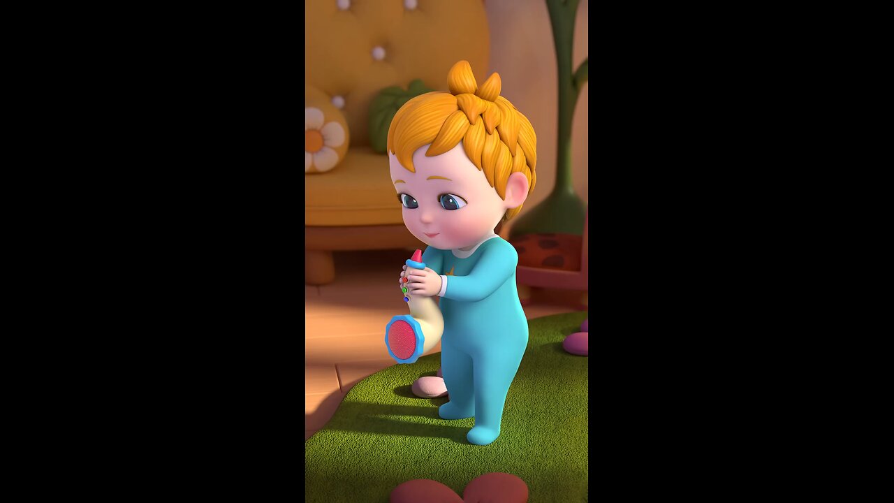 Baby playing music 🎶💕 ....