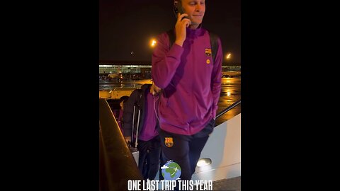 FC Barcelona players at airport #fly #football #futbol #fcb #fcbarcelona #barcelona #spain #viral