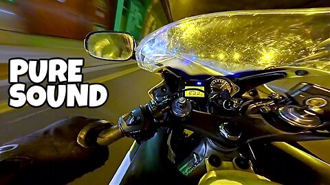 Fully straight piped Honda CBR 600 F4i Pure Sound Tunnel Nightride 4K POV - by Combastaboyy