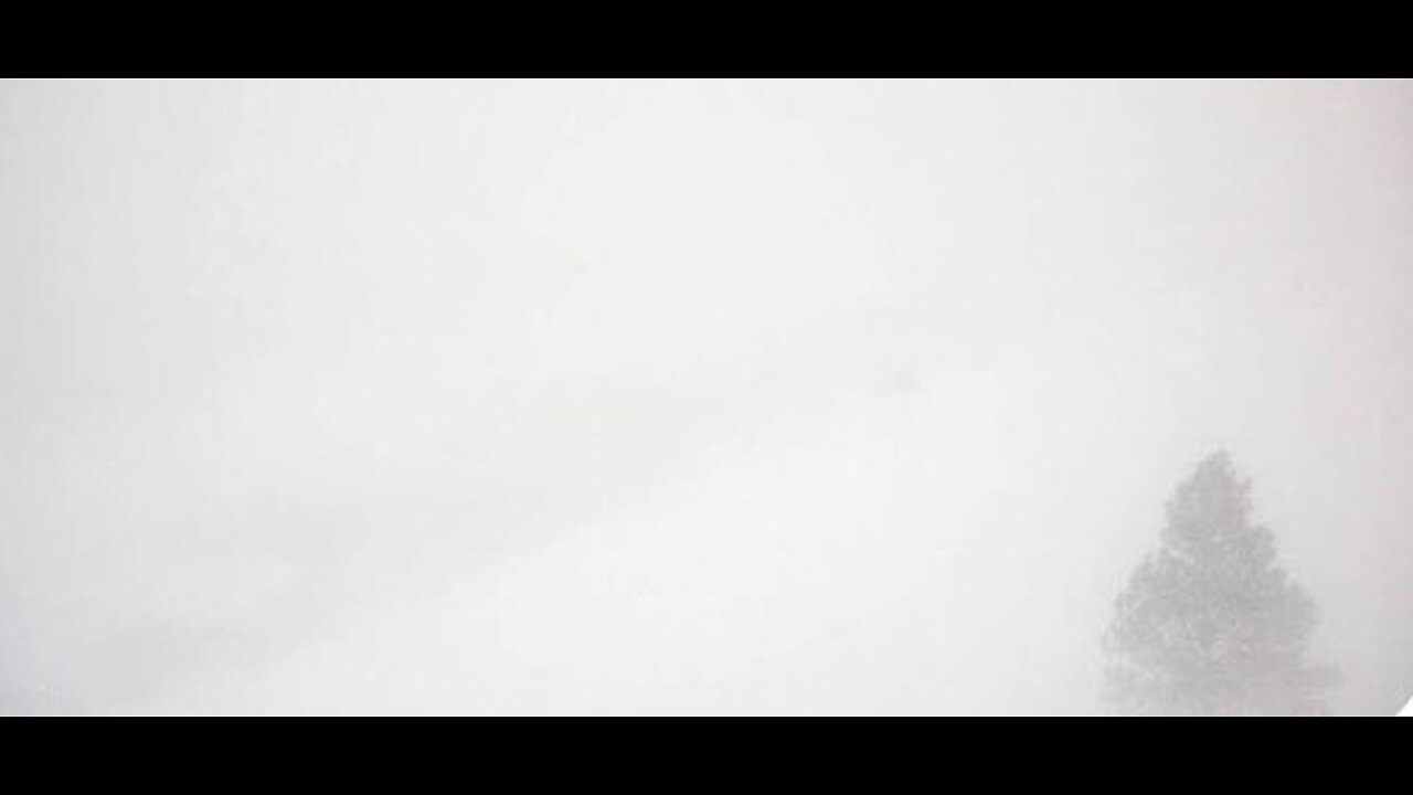 IT'S SNOWING SIDEWAYS!