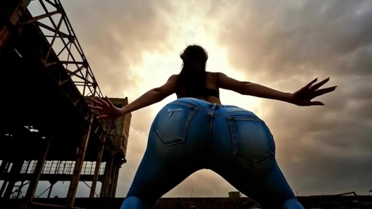 🔥HUGE Ass , Big Booty & Big Ass Twerking 2026: Juicy Booty Shake & BBW