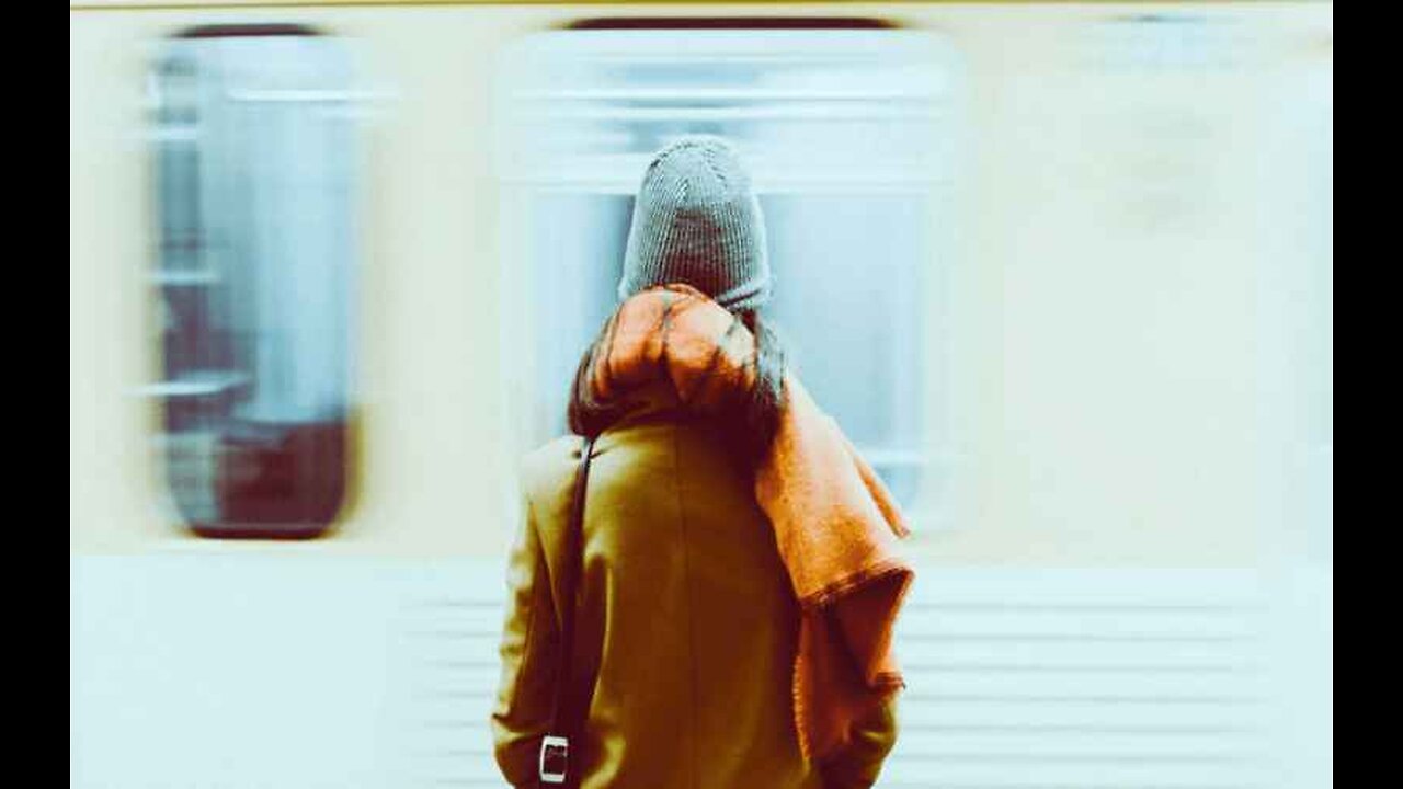 New Yorker Shoved Into Moving Subway Train by Homeless Man Who Was Free Despite