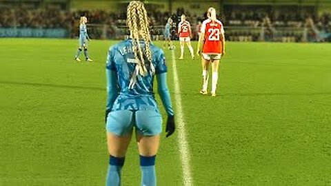 Women's Football Is 100% Comedy!