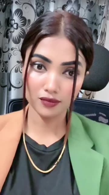 Beautiful items Hot girls indian alish Open show bigo