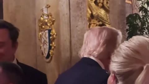 President Trump is having dinner at Mar-a-Lago with ELON MUSK RIGHT NOW