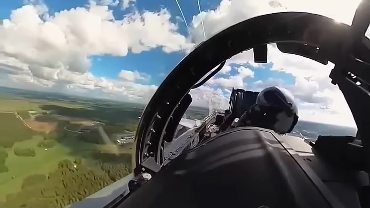 Watch these amazing Jet Fighters MANEUVER'S