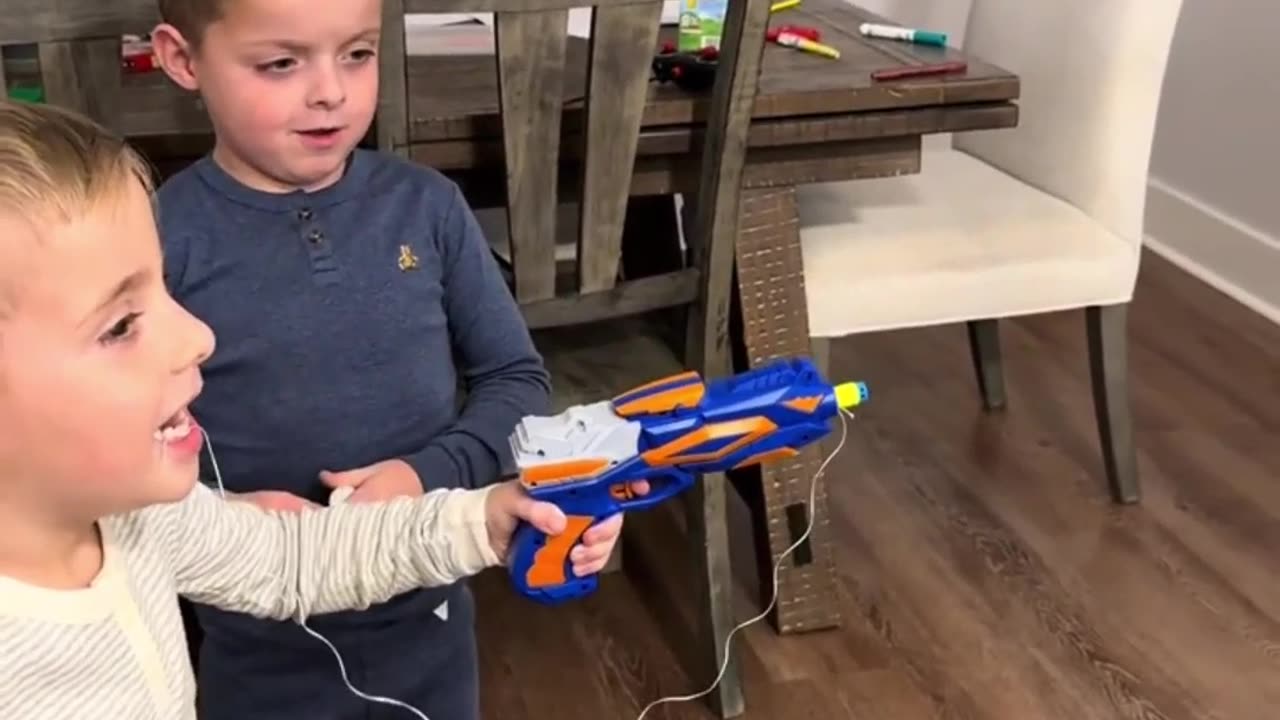 Fun way to remove a baby tooth (YouTube AntonioBuddy)