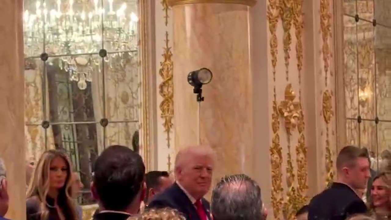 Going Viral: Barron Trump Towers Over President and Melania at Thanksgiving