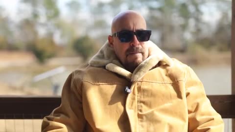 CHICAGO BANK COLLAPSE FRIDAY (ALL BANKS ARE IN BIG TROUBLE) - JPM DUMPS SILVER SHORTS FRIDAY HMMM