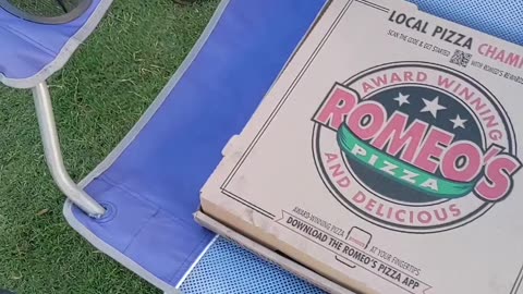 romeo's reaper cheese pizza