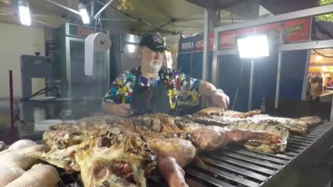 How This Tiny Street Cart Became Italy’s Most Famous Food Spot! 🚀