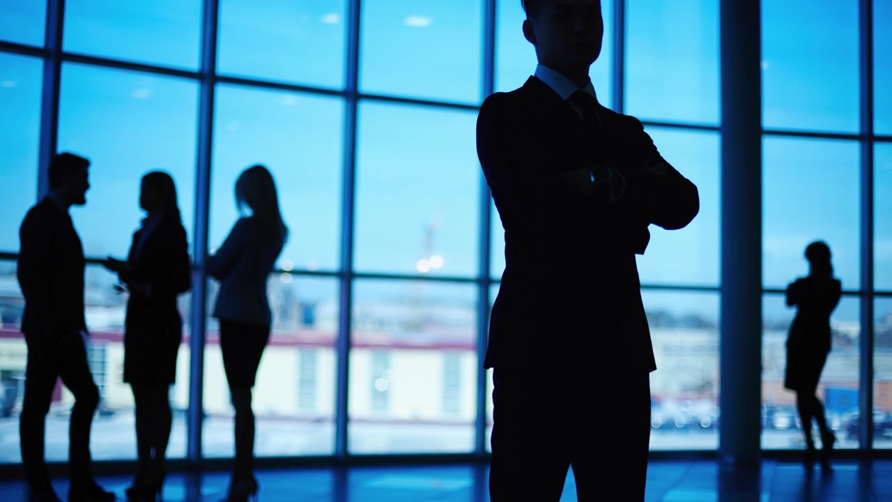 "Powerful Guided Visualization | Manifest Becoming a Confidence Leader"