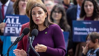 AOC Goes Psycho In The Middle Of NYC Street - She Needs Help