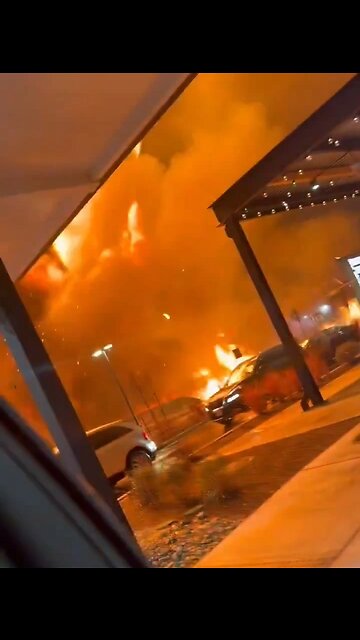 Shocking Scenes From The Plane Crash In Philadelphia