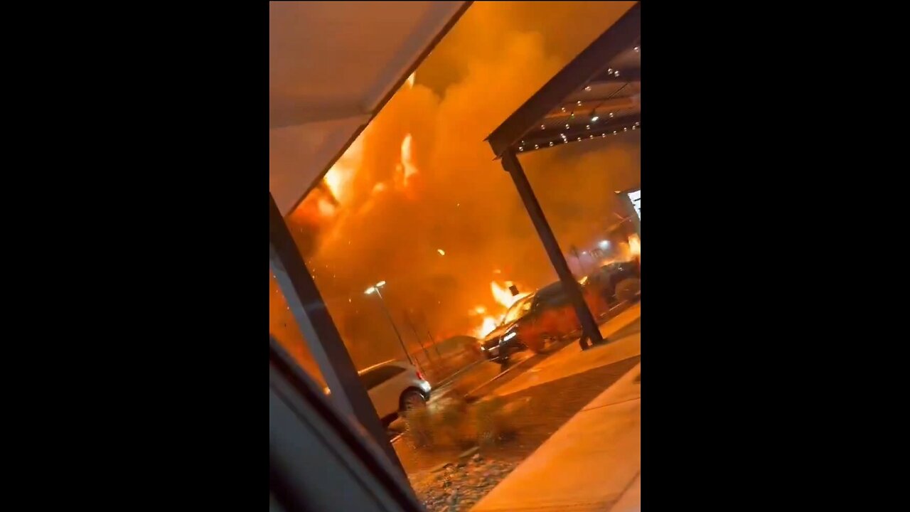 Shocking Scenes From The Plane Crash In Philadelphia