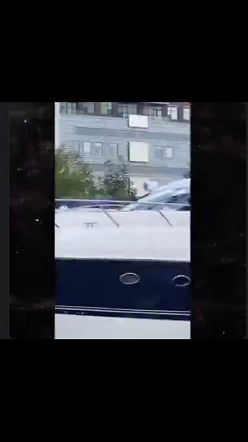 Jamie Fox is turning into Demar Hamlin part 2 - Spotted waving to fans from a boat.