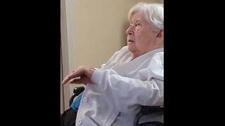 When You're 96 -- Santa Claus is Coming to Town? #funnyoldpeople #centenarian