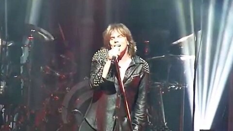 Europe - Praise You (Live in Paris, France 2016) Center Video