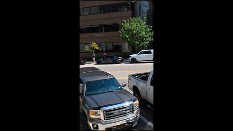 CRAZY loud ferrari 812--Headphone users beware