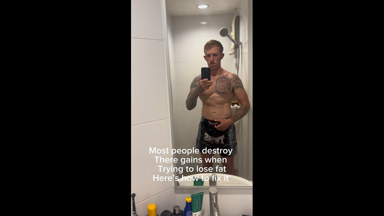 Most people destroy there gains when trying to lose fat here’s how to fix it