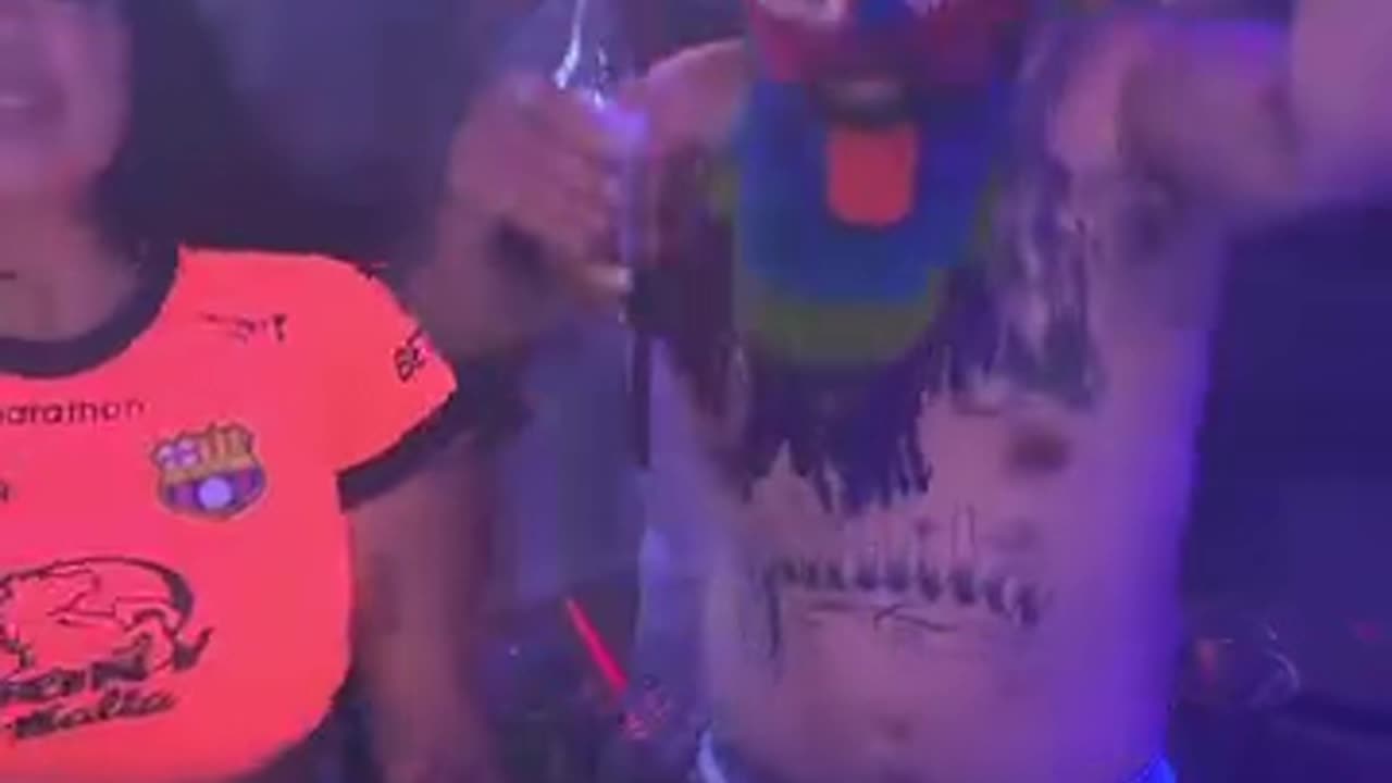 Chromeazz at the club