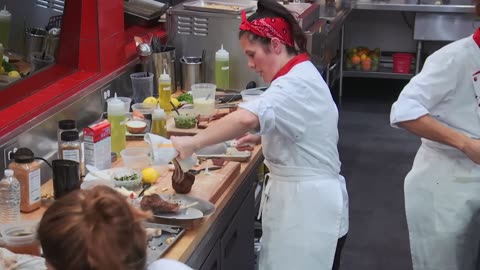 Hell's Kitchen (U.S.) Uncensored - Game On! - Full Episode (1080p)