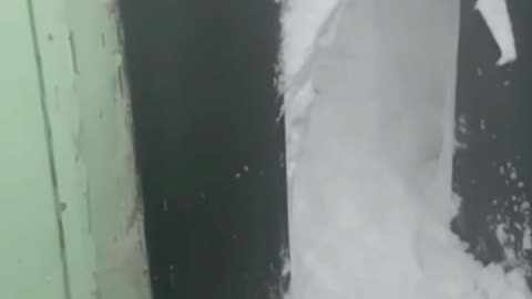 Viviendas 'tapiadas' por la nieve en el Extremo Oriente ruso