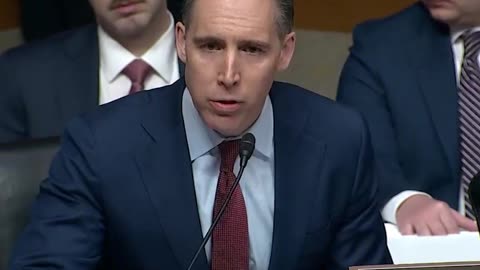 Hostile Witness: Keith Ellison Won't Confirm to GOP Senator He Is Minnesota's Attorney General