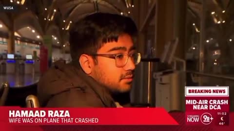 Man waiting for his wife at Reagan National Airport shows a reporter the final texts with his wife