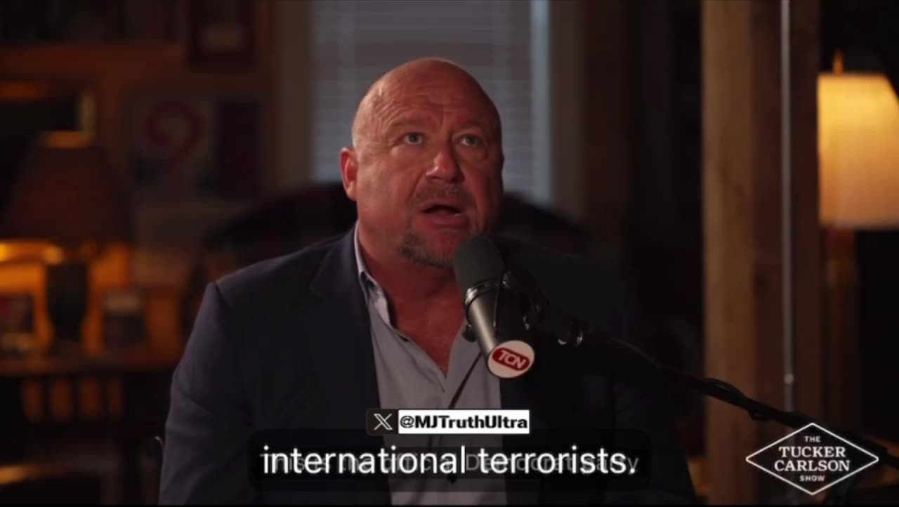 Alex Jones says Hollywood is Conditioning the US Population for a Civil War