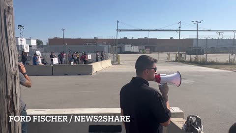 Police have ENDED the turmoil and insurgency at ICE Broadview, Illinois