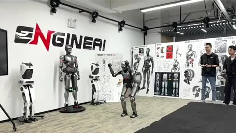 China’s Engine AI unveils the world’s first front-flipping robot.