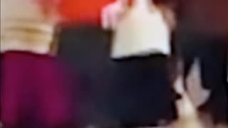 Maniac attacks priest in church (Washington)