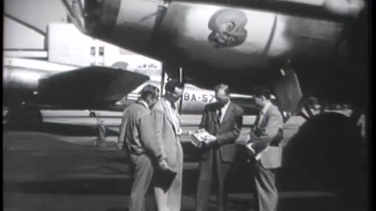 Selected scenes from US Ai... - Selected scenes from US Air Force for proj. 223-12040 - 111-lc-46680