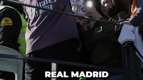 ¡El Real Madrid en Vivo! Entrenamiento, Fans y Gritos de ¡Hala Madrid! #realmadrid