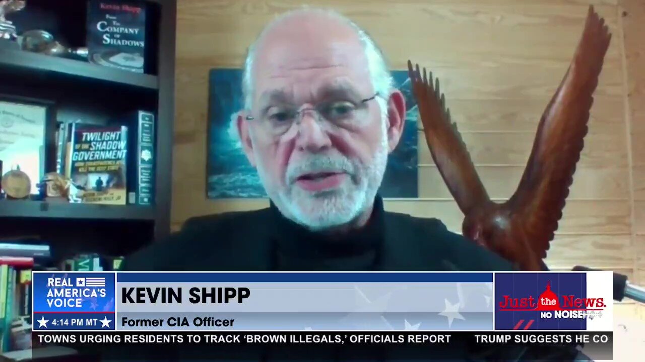 Former CIA officer Kevin Shipp says agency trained Free Syrian Army in order to topple Assad regime