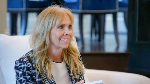 Miz's mom receives a touching tribute: Miz and Mrs., June 20, 2022 @wwefree