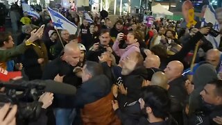 Tel Aviv anti-government protest demands ceasefire and deal for hostages return