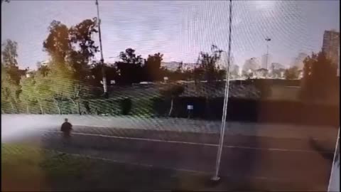 Une créature horrible a été capturée la nuit devant la maison d'un Brésilien