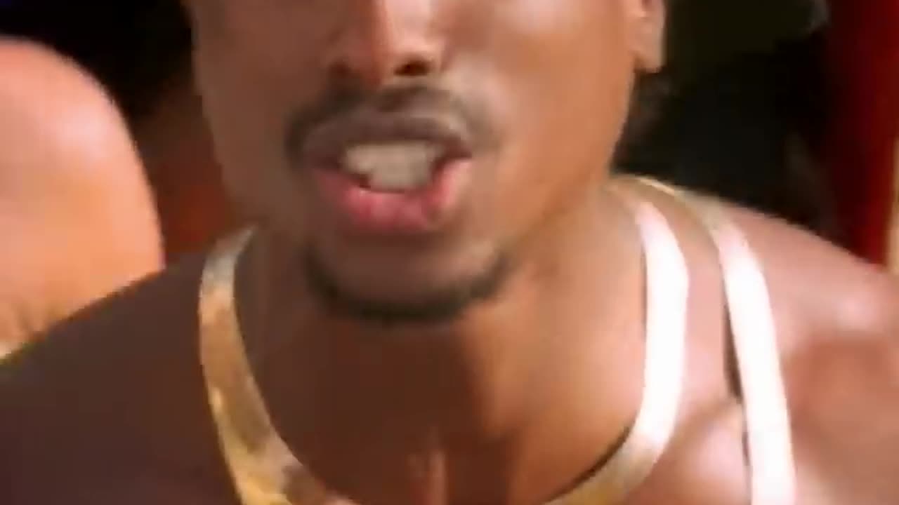 2PAC - I GET AROUND ( OFFICIAL MUSIC VIDEO )