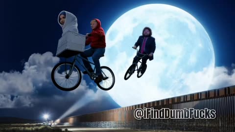 Ilhan T. Omar phone home ✌🏼